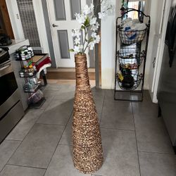 ♥️♥️Beautiful Extra Large BOHO Handcrafted Twisted Bamboo Vase 40”H ♥️♥️