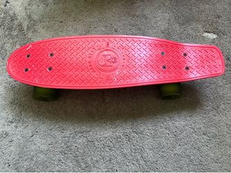 MADD GEAR Pennyboard Red Deck Green Wheels Model YE0SM2.182