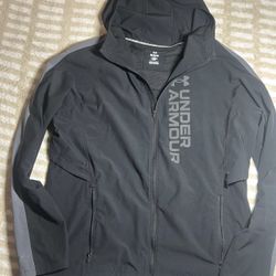 Under Armour runner sweater