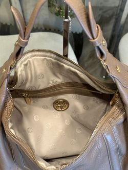 Tory burch amanda shop flat hobo