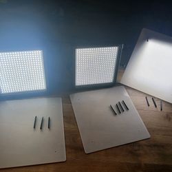 3x F&V FV 5600K Flood K4000 Series LED Light Panels w/carrying case and 3x shading panels