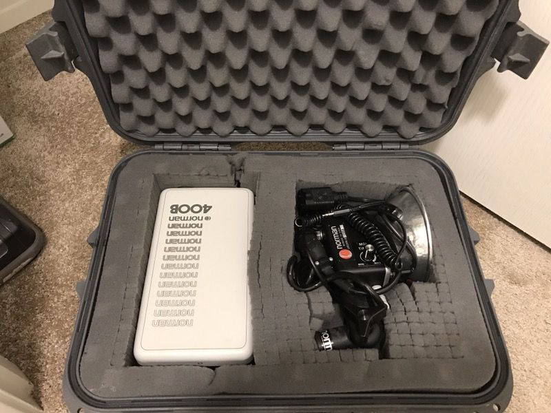 Norman 400b flash kit with battery pack