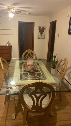 French Dining Room Table With Claw Foot