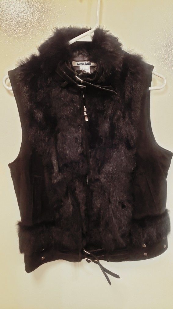 Women's Nygard Fur And Suede Vest