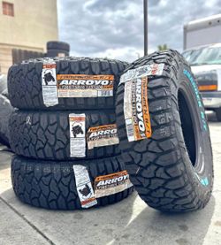 LT265/75/16 Arroyo vendo set de Tires nuevas con 50.000 millas de garantía