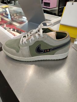 Nike size 10