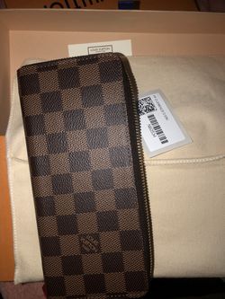 Louis Vuitton Clemence Wallet for Sale in Oakland, CA - OfferUp