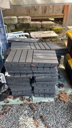 IKEA outdoor tiles, lot of 186pcs