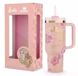 BRAND NEW IN BOX STANLEY BARBIE JUST PEACHY 40 oz TUMBLER
