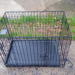 Medium Size Dog Cage In Excellent Condition A