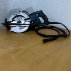 Makita Saw 15 Amp 7-1/4 in. Corded Lightweight Magnesium Hypoid Circular Saw