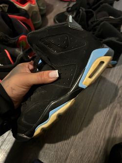 Jordan 6 Retro University Blue