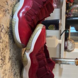 Jordan 11s 