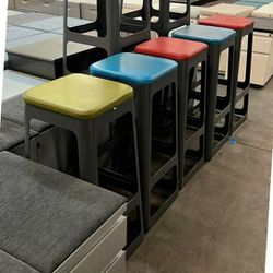 VARIETY OF NICE BAR STOOLS *can deliver*