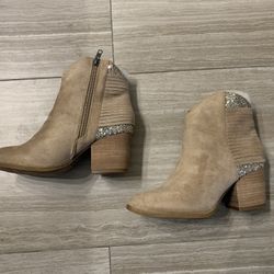 New Women’s Fashion Heel Boot