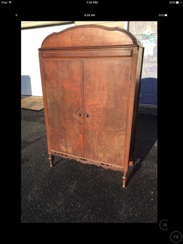 Antique 1930s Chifferobe/ Armior