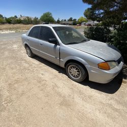 Mazda protege