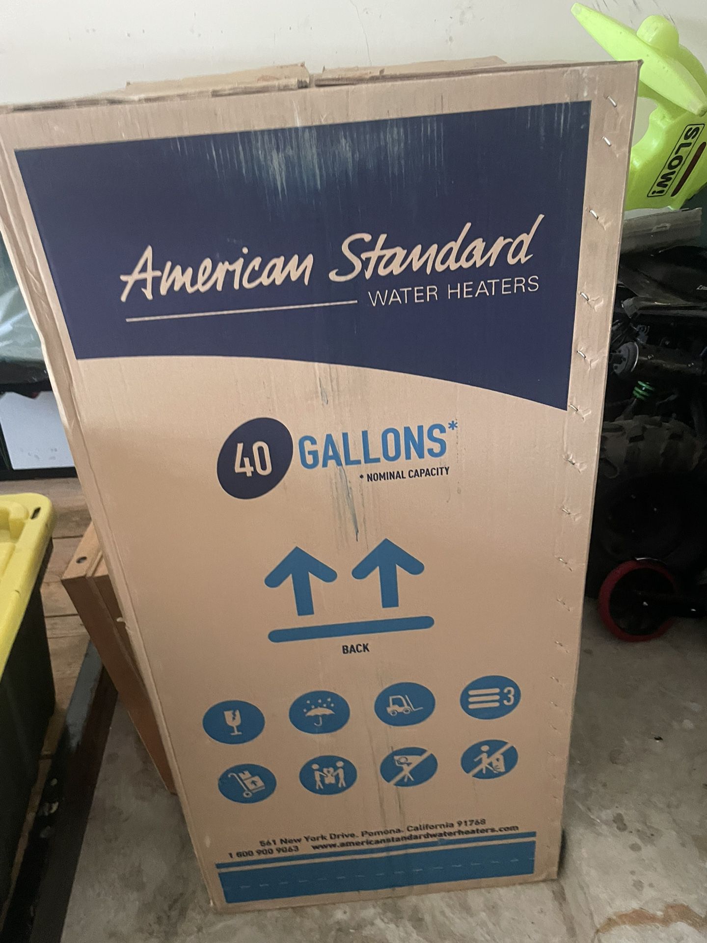 American Standard 40 Gallon Short New 