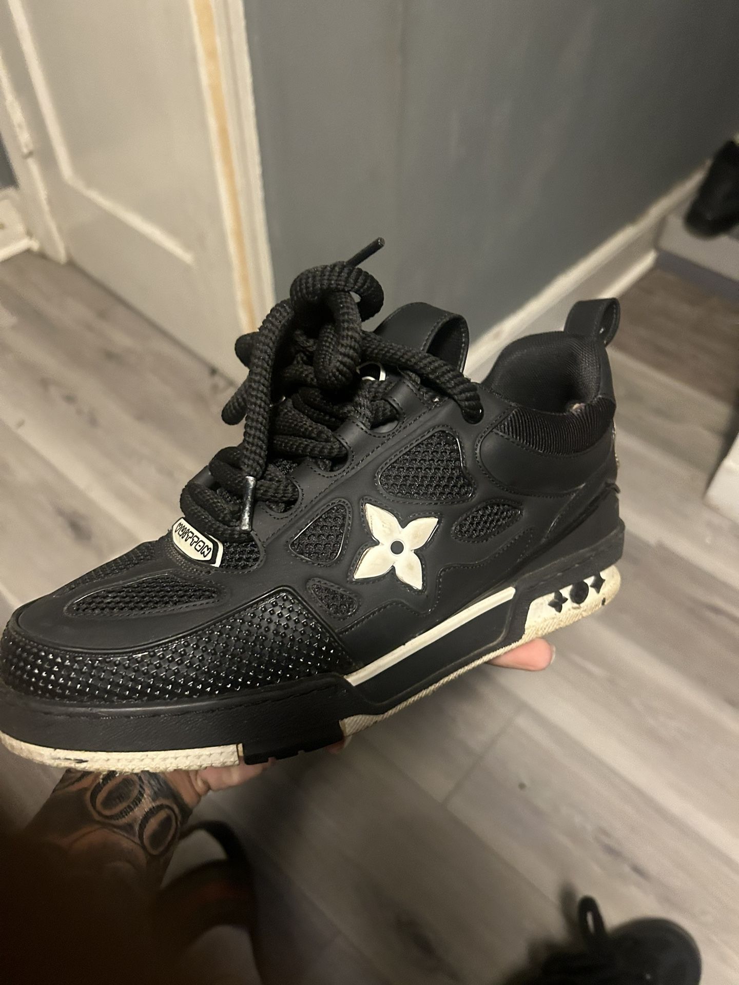 Black Skateboard Louie V’s