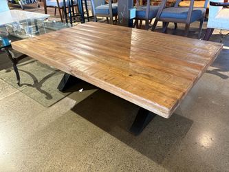 ASHLEY Wesling Urban Coffee Table with Mango Wood Top