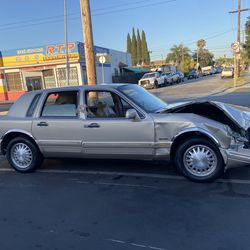 Junk car. Price negotiable/obo