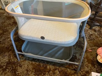 Maxi Cosi Baby Bassinet