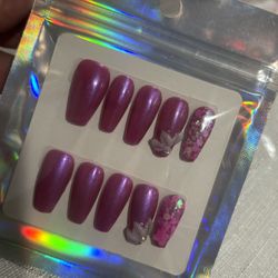 Press On Nails 