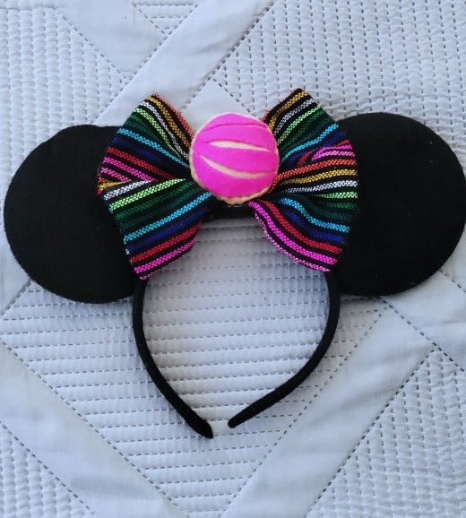 Minnie Mouse Ears!