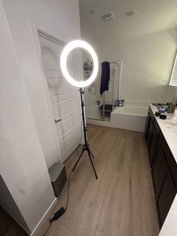 NEEWER 18” LED Ring Light + Ultimaxx 50” Tripod Bundle