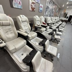 Spa Pedicure Chairs And Nail Tables