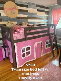 Twin size Loft w/ mattress