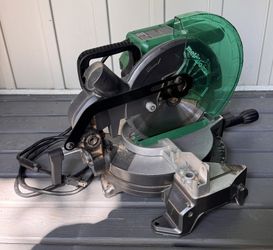 Metabo HPT 10" Compound Miter Saw 15A Single Bevel 0-45° 24T Blade