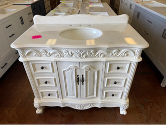 Beckham 42 in. W x 22 in D. x 36 in. H Bath Vanity in Antique White With White porcelain Sink and White Marble Top