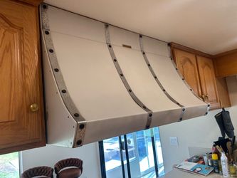Kitchen range hood