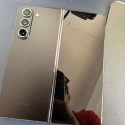 Samsung Galaxy Z Fold 5 256GB Unlocked