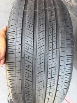 (1) 255/40R22 SINGLE USED TIRE MICHELIN 70% LIFE !!