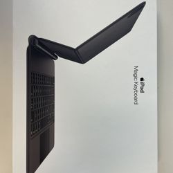 Used iPad Magic Keyboard