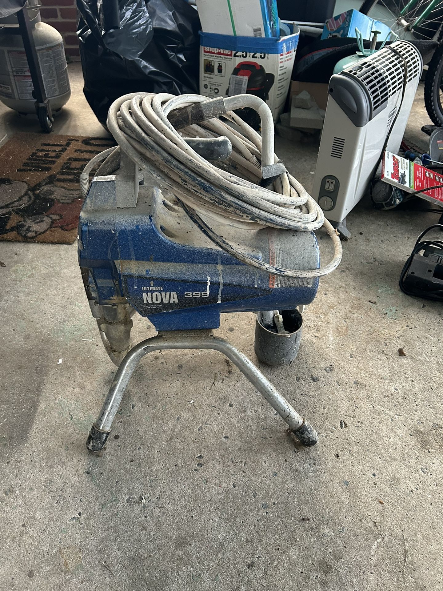 Nova 395 Paint Sprayer