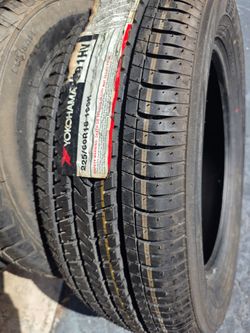 Yokohama 225/60R18 100H Tire