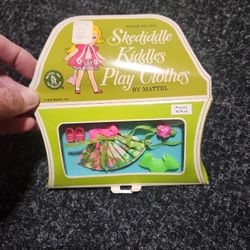 Skediddle Kiddles Play Clothes New