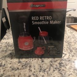 Snap-On Retro Smoothie Maker