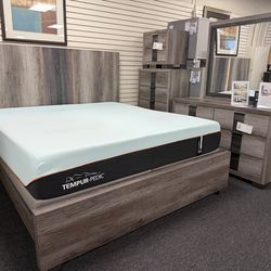 New Queen Size BedroomSet Including All Pieces Except Mattress. Delivery & Set Up Available