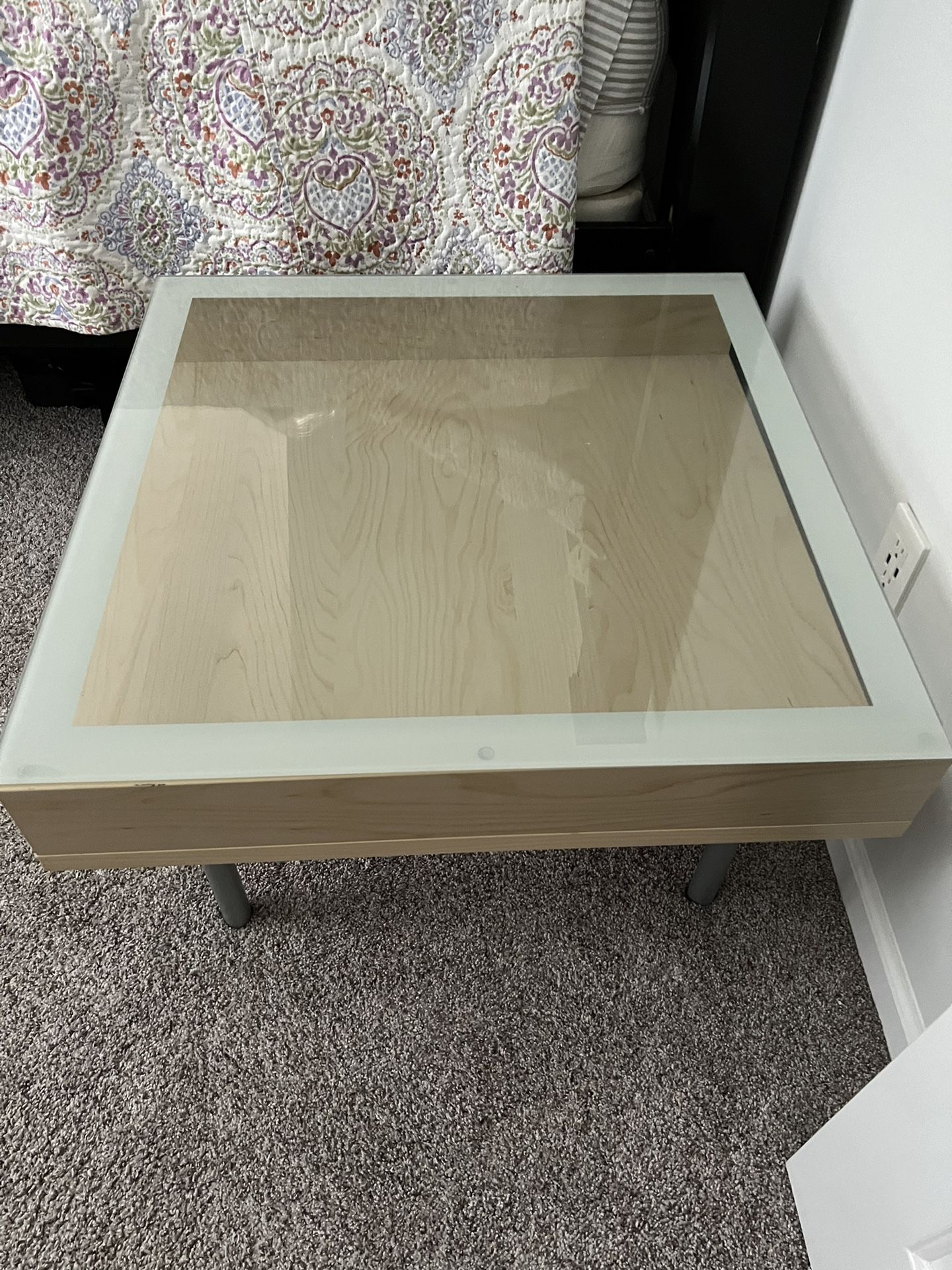 Coffee Table/ End Table/ Night Stand 
