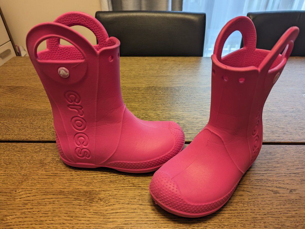 Crocs Handle It Rain
Boots Size 12 Pink