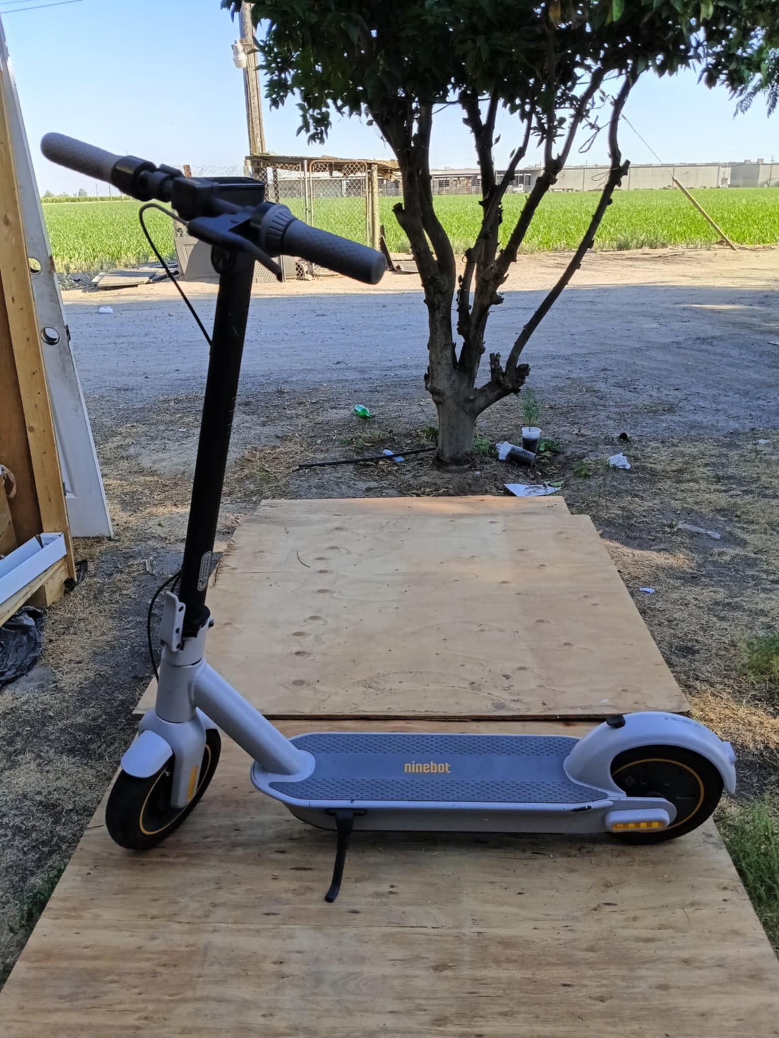 Segway Ninebot MAX G30 Folding Electric KickScooter,