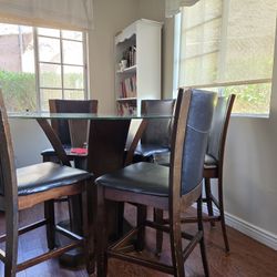 Dinning table with 5 chairs