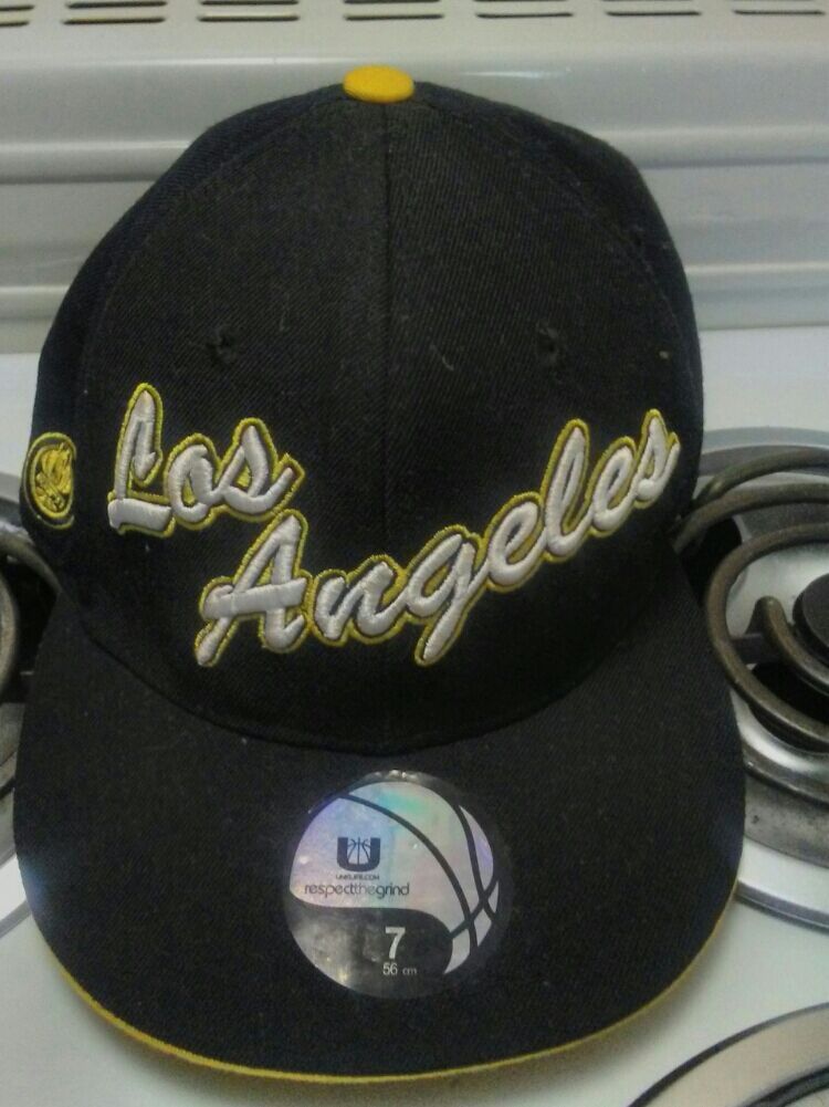 Size 7 NK Los Angeles Lakers