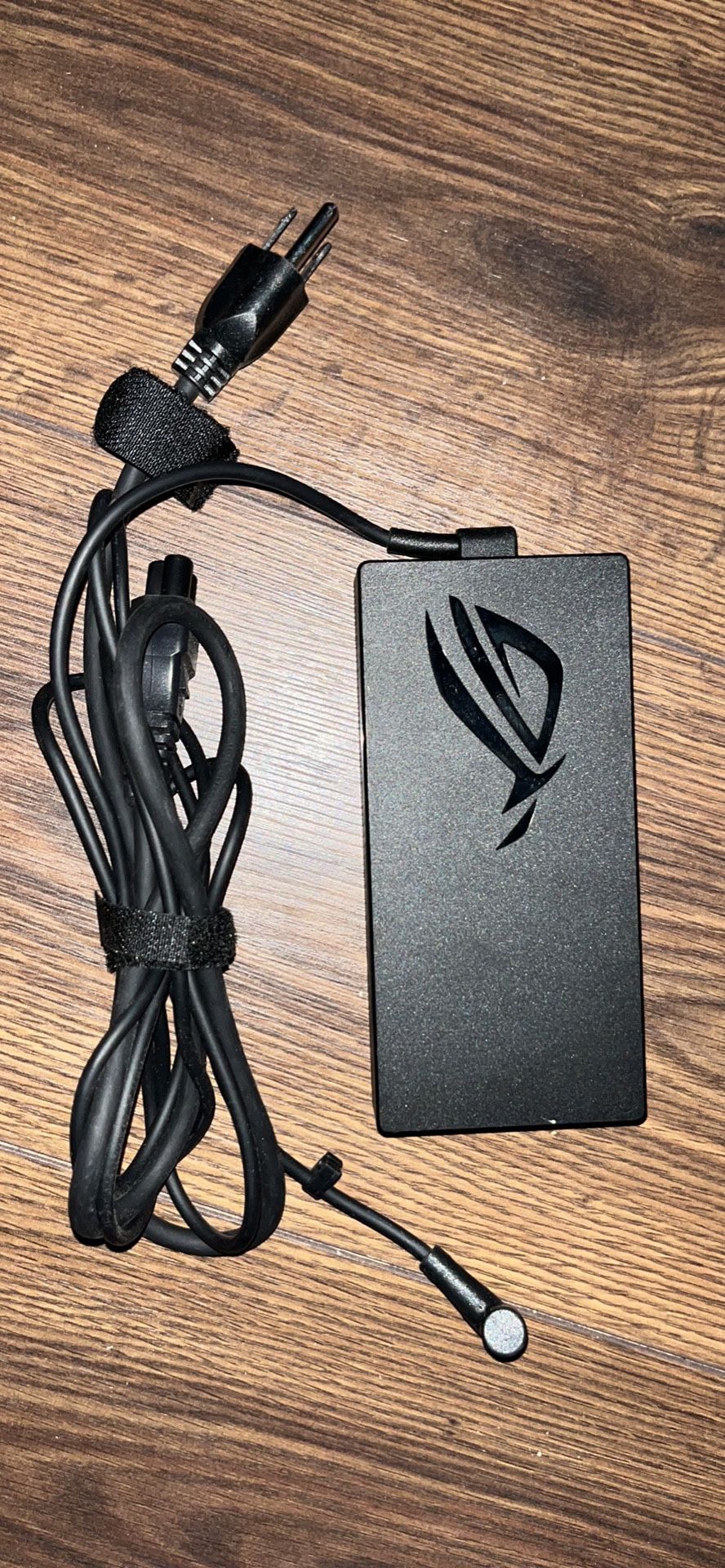 Asus ROG Zephyrus AC adapter laptop power cord adp-180tb