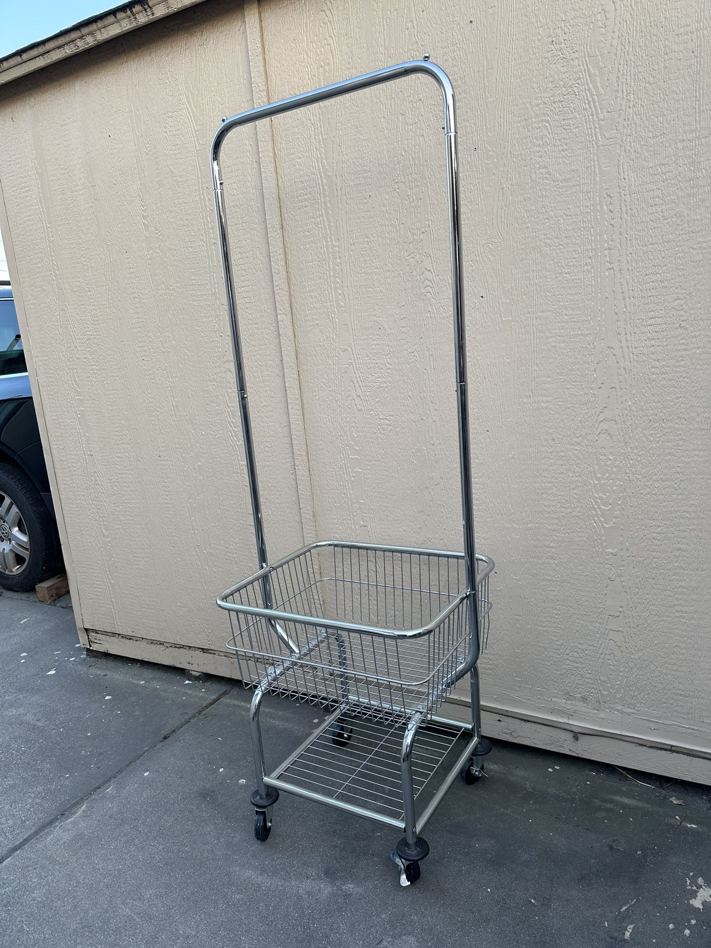 Laundry Car