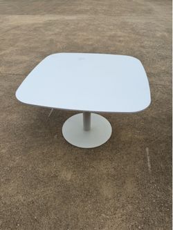 Kids table